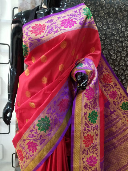 Red Gadwal Pure Silk Sarees - Dailybuyys