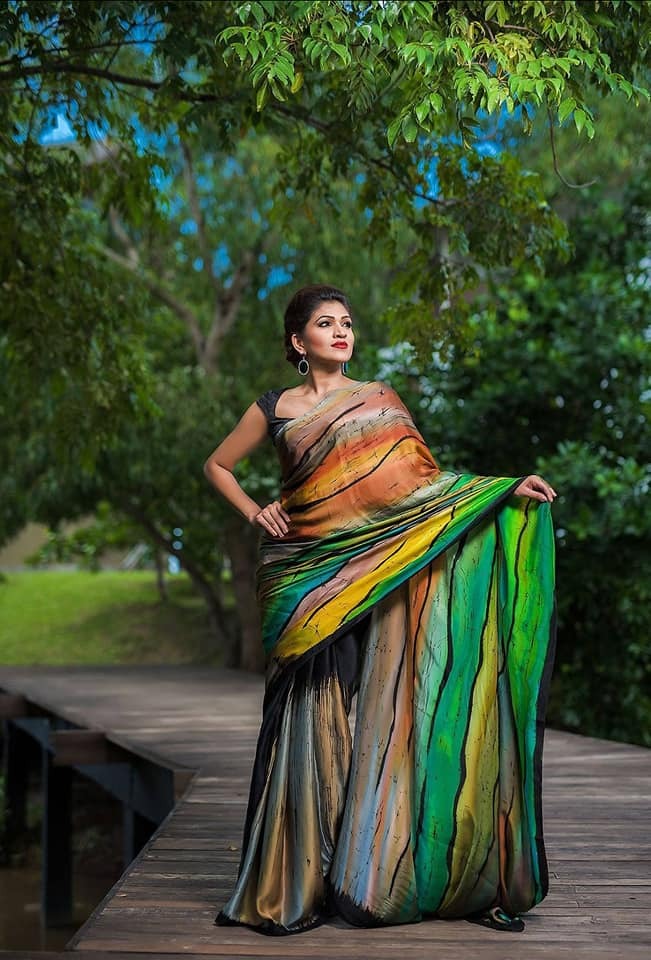 Green Hand Painted Pure Silk Mark Certified Murshidabad Silk Sarees - Dailybuyys