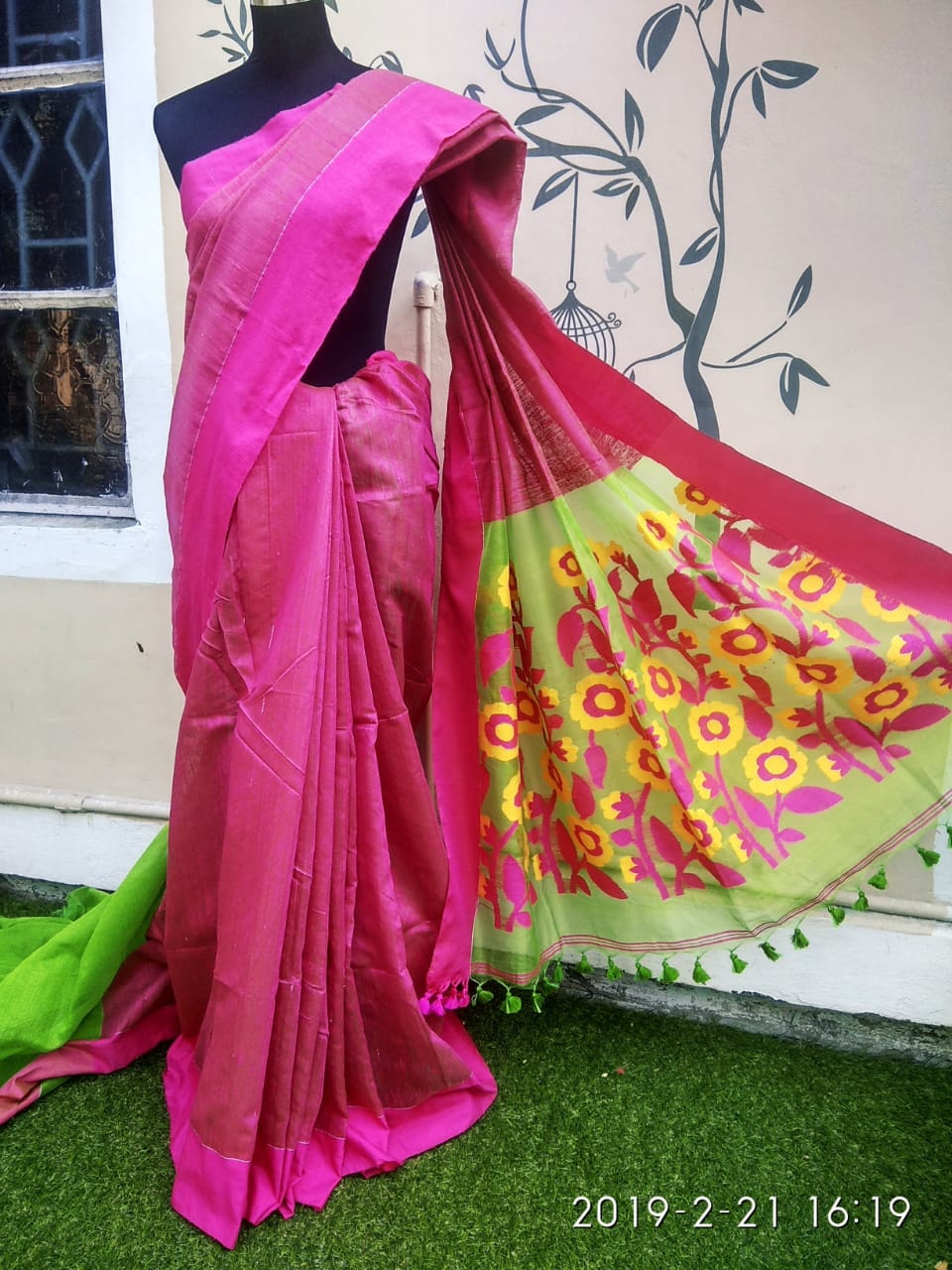Violet Jamdani Matka Sarees - Dailybuyys