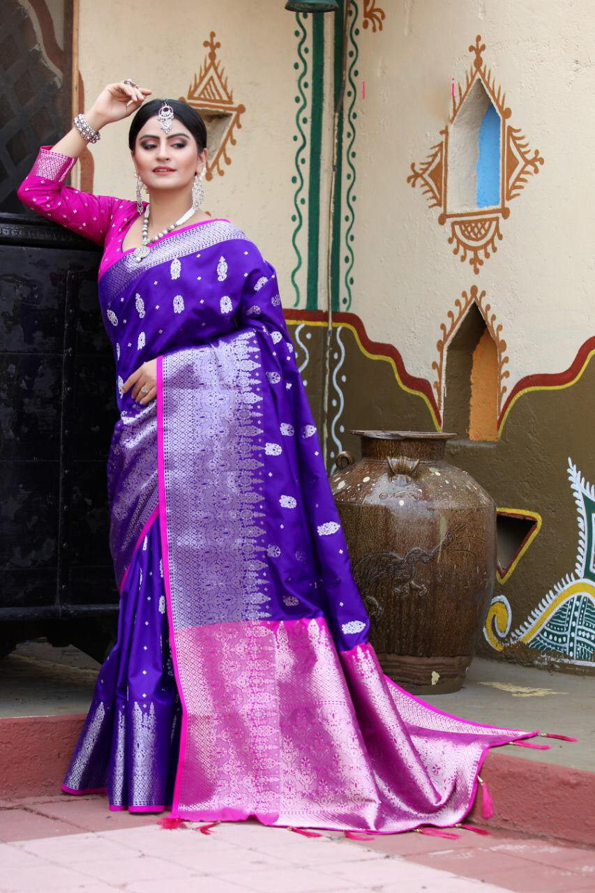 Self Weaved Dual Tone Heavy Blue Banarasi Silk Sarees - Dailybuyys
