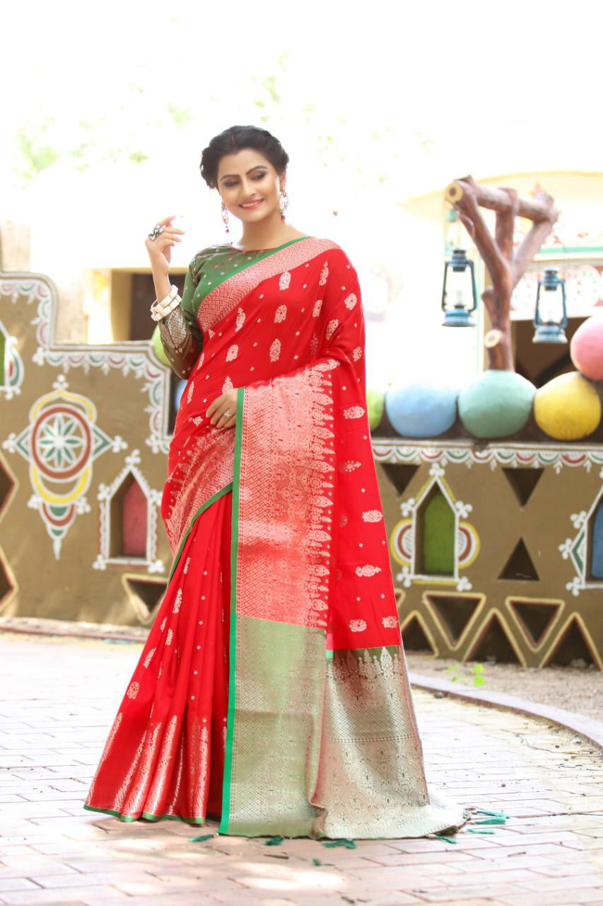 Self Weaved Dual Tone Heavy Red Banarasi Silk Sarees - Dailybuyys