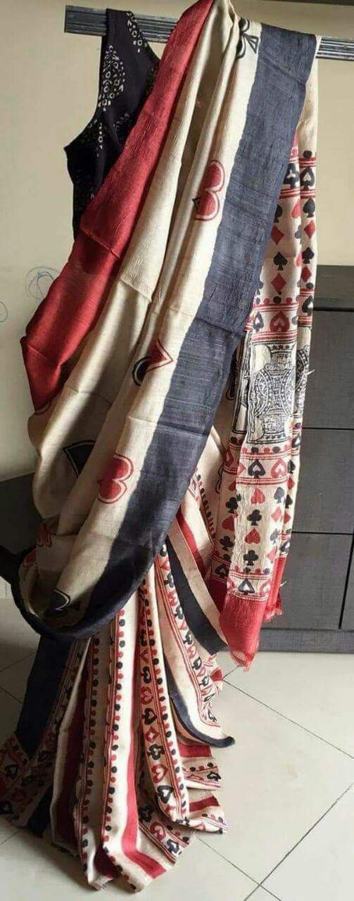 Beige Red Block Printed Pure Silk Mark Certified Bishnupuri Silk Sarees - Dailybuyys