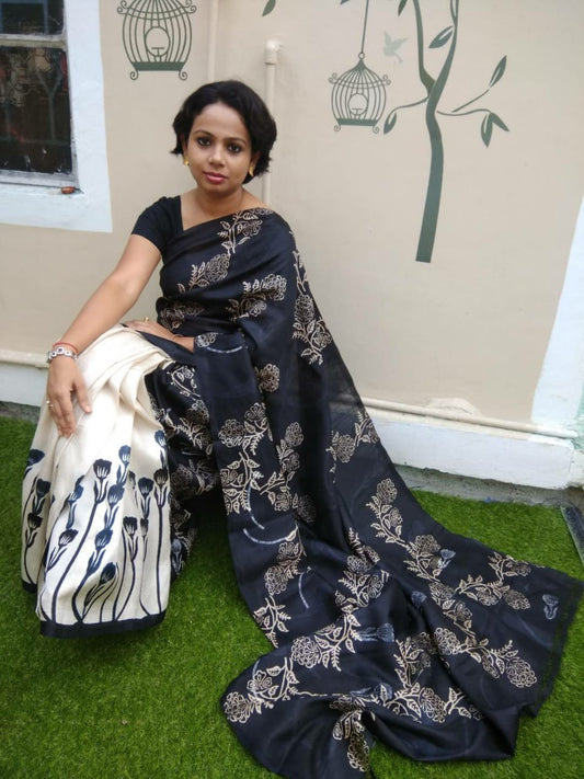 Greyish Black  Hand Block Printed Pure Silk Mark Certified Bishnupuri Silk Sarees - Dailybuyys