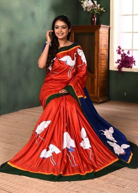 Red Hand Painted Pure Silk Mark Certified Bishnupuri Silk Sarees - Dailybuyys
