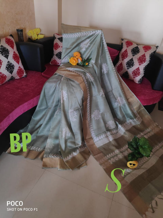 Grey Block Printed Zari Border Pure Silk Mark Certified Tussar Silk Sarees - Dailybuyys