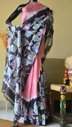 Pink Black  Exclusive Wax Hand Batik Print Pure Silk Mark Certified Bishnupuri Silk Sarees - Dailybuyys